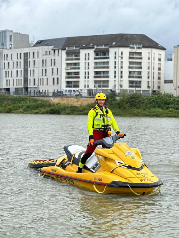 Tonan Jetski